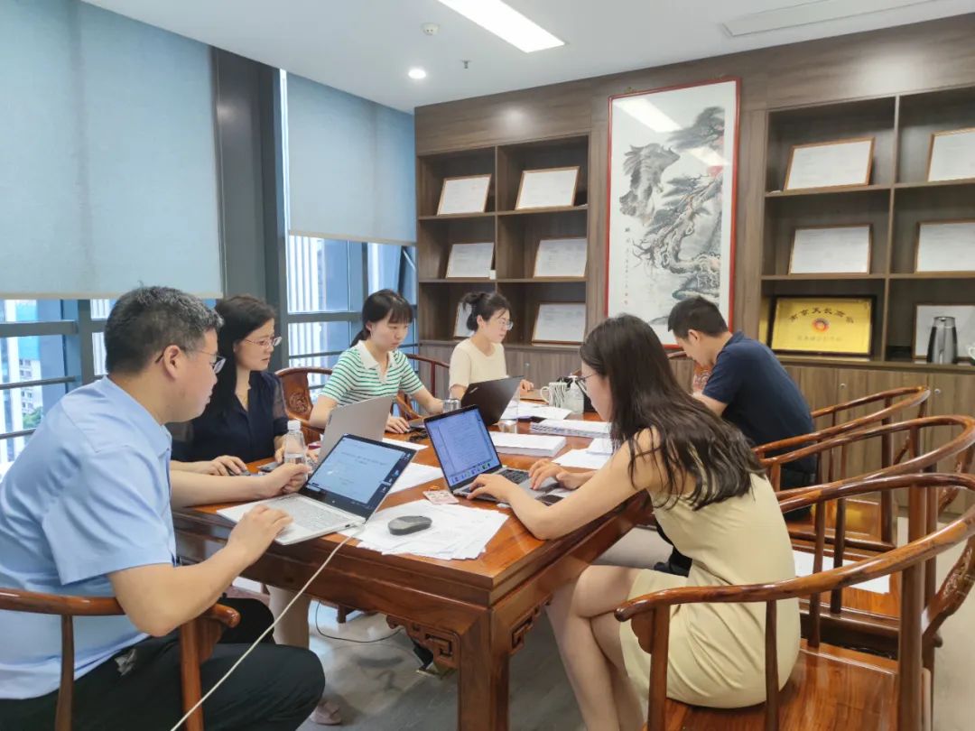 在虚拟货币投资中建立适合自己的策略：从基础分析到技术分析的结合_货币虚拟化的原因_阐述货币虚拟化的逻辑过程