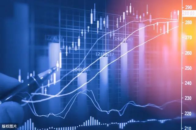 使交易者面临潜在损失无穷大的_交易者说_交易者参与度降低可能表明谨慎,但交易量低也可能使价格变动更容易。这种大幅波动常常会引发对市场总体情绪的质疑。根据随后的链上活动,这些转移可能表明积累阶段、机构重新定位或市场重新分配。