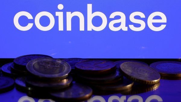 哪个平台买狗狗币期赁(加密货币交易软件的功能分析)(755)